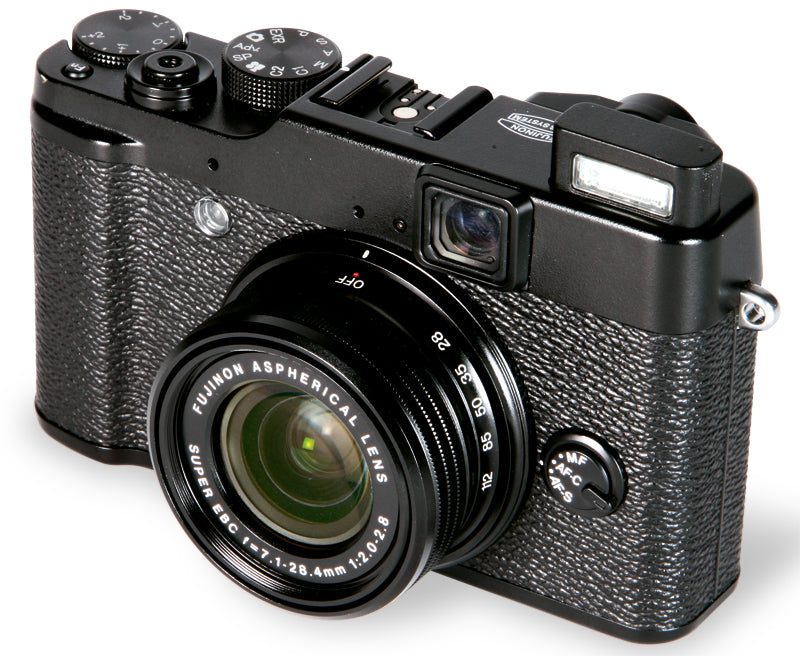 FUJIFILM X10