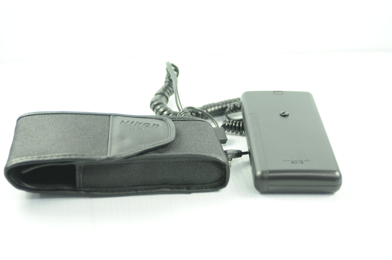 Nikon SD-8A High Performance Battery Pack with Case - Used