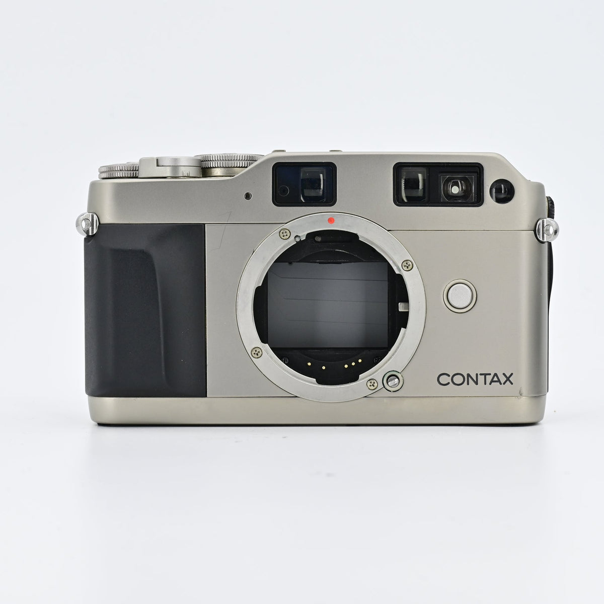 Contax G1 Camera Review: Underrated & Ready for Adventure