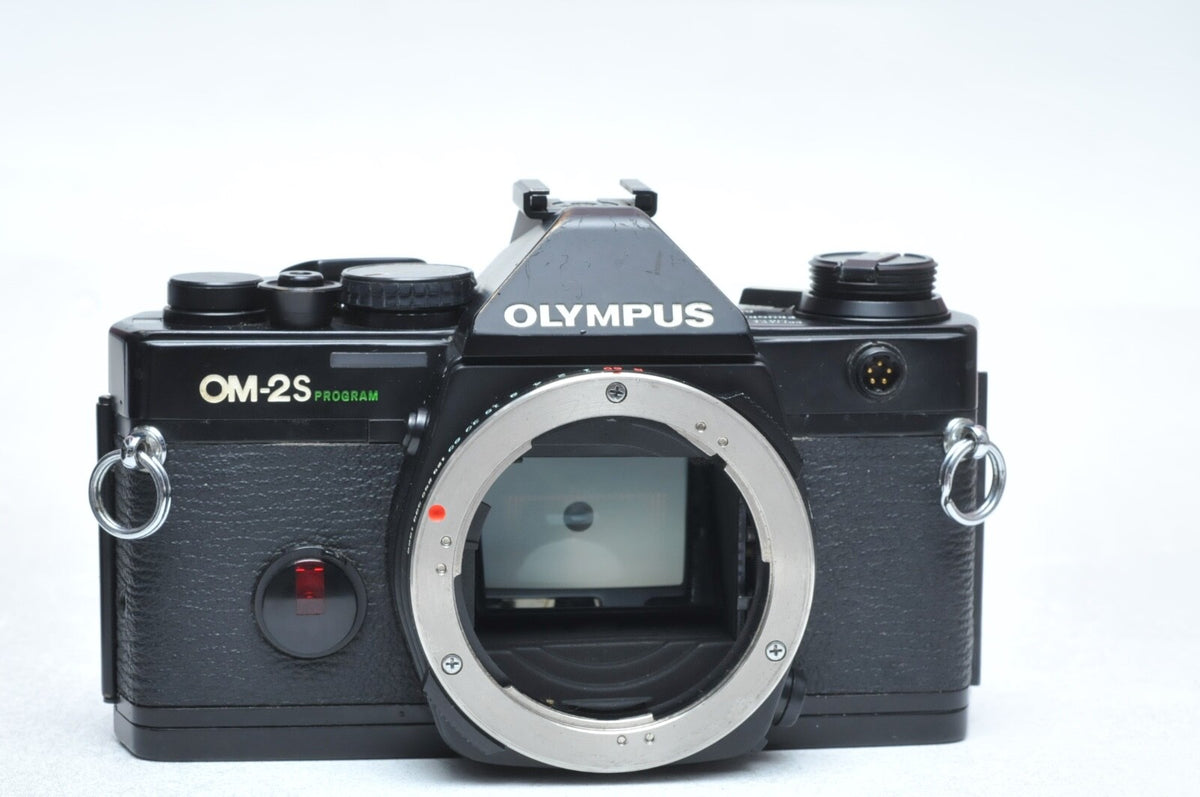 動作品 Olympus OM-2S PROGRAM Classic Camera Review: Olympus OM-2S Program - The Noisy Shutter