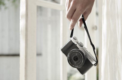 Fujifilm X-M1 Mirrorless Digital Camera