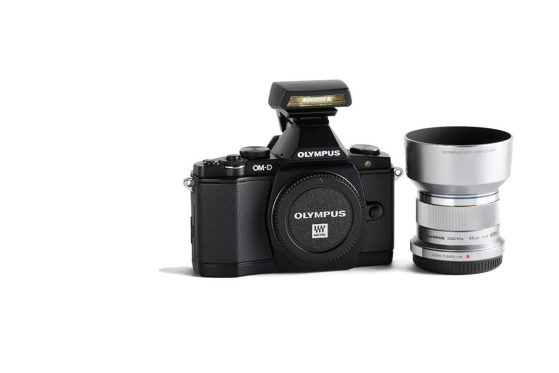 OLYMPUS OM-D E-M5 展示模型品 モックアップ F2185 OLYMPUS OM-D E-M5 展示模型品 モックアップ F2185 - メルカリ