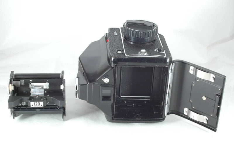 Mamiya M645 Medium Format Camera w/ 80mm f2.8 Lens Plus - Used