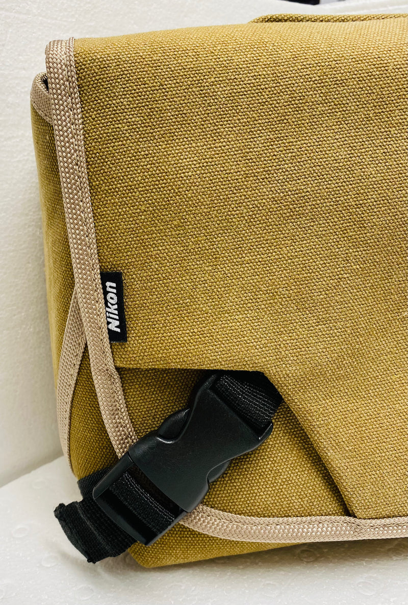 Nikon Deluxe Digital SLR Camera Canvas Gadget Bag (Beige Tan)