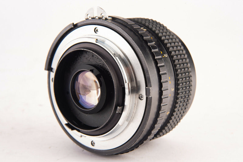 ProMaster MC Auto 28mm f/2.8 Wide Angel Lens Nikon F Mount - Used