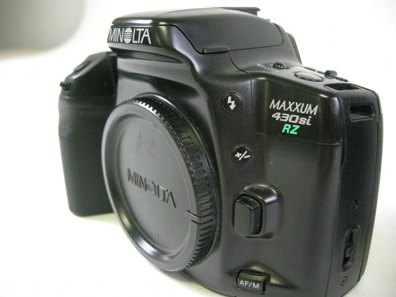 Minolta Maxxum 430si RZ 35mm Auto Focus SLR Camera Body with QD