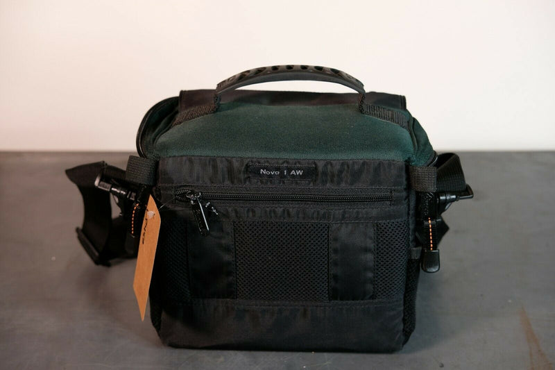 Lowepro Nova 1 AW Photo/Video Shoulder Bag (Forest Green/Black) Used-Good